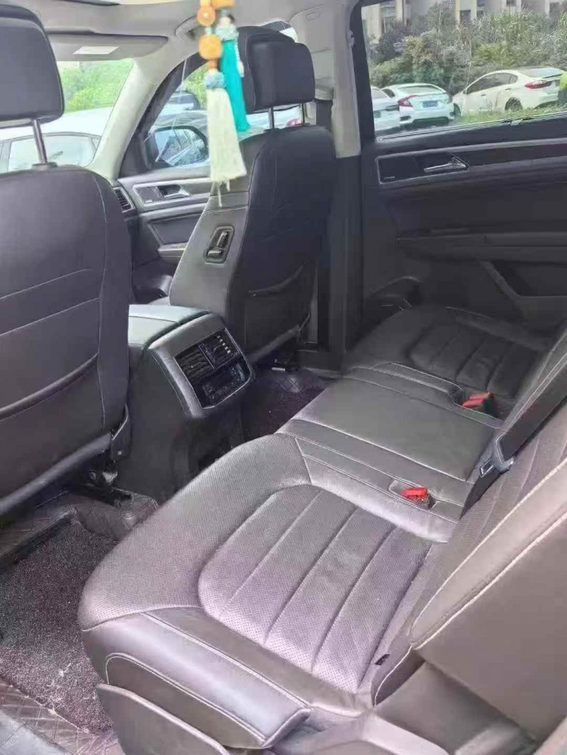 南昌17年大众途昂4