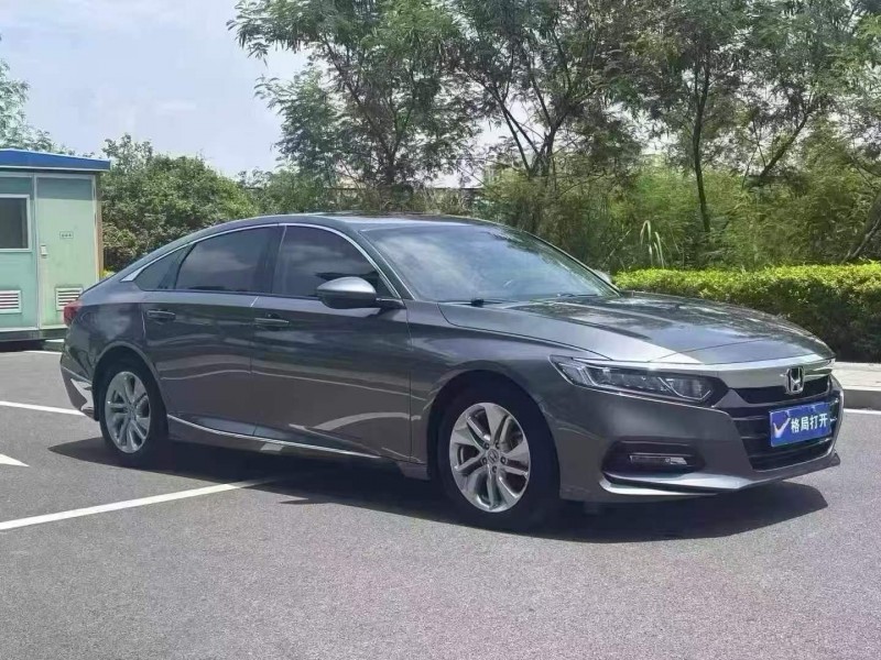 东莞21年本田雅阁2