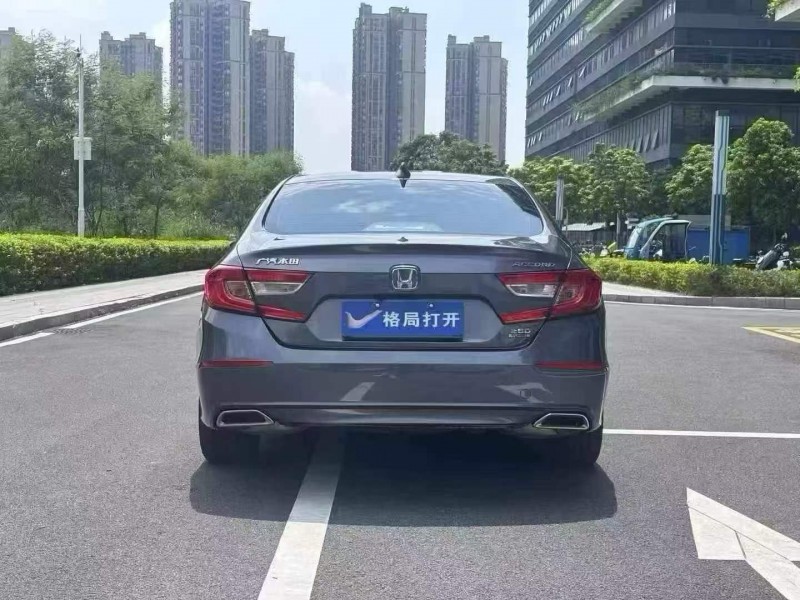 东莞21年本田雅阁9