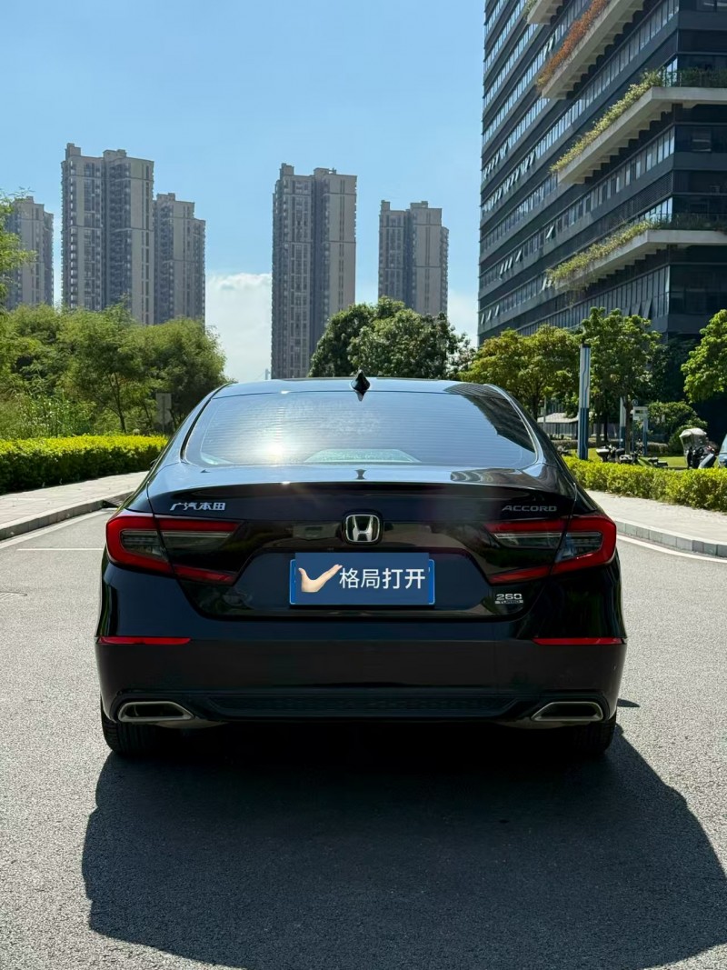 东莞22年本田雅阁9