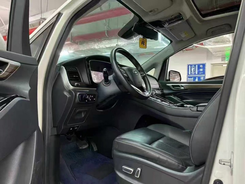 东莞21年传祺M86