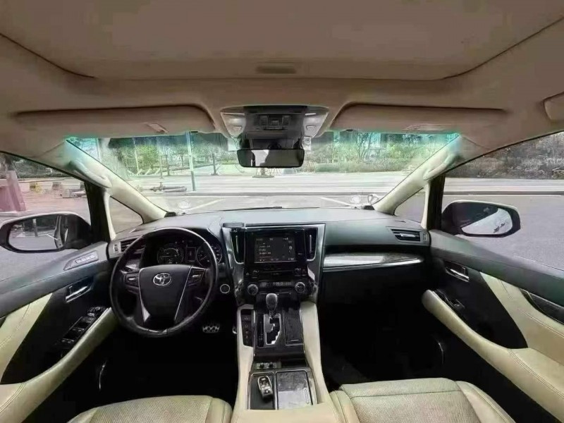 东莞19年丰田威尔法6