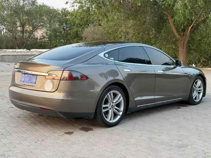 沧州16年特斯拉MODEL S7