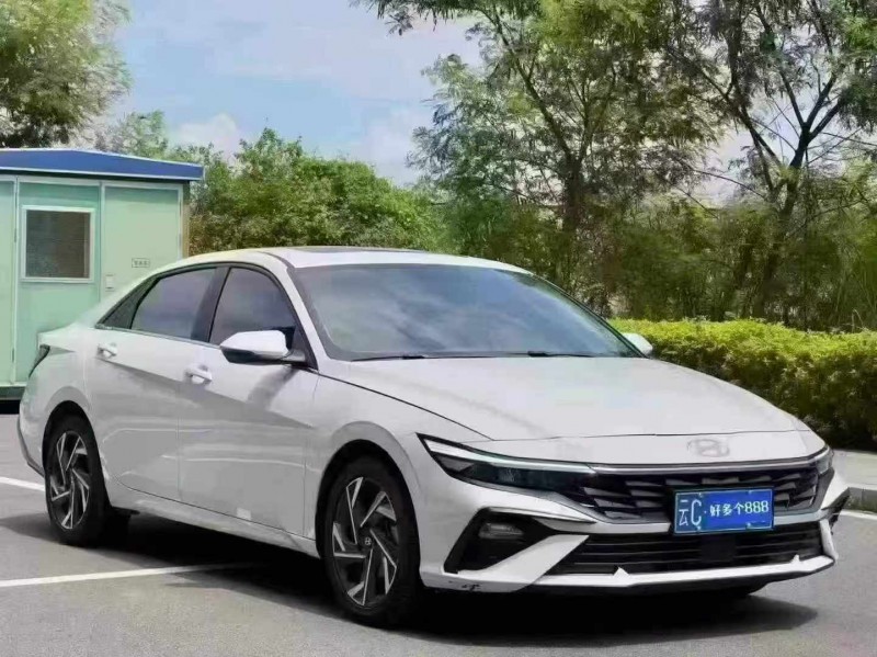 珠海24年现代伊兰特3