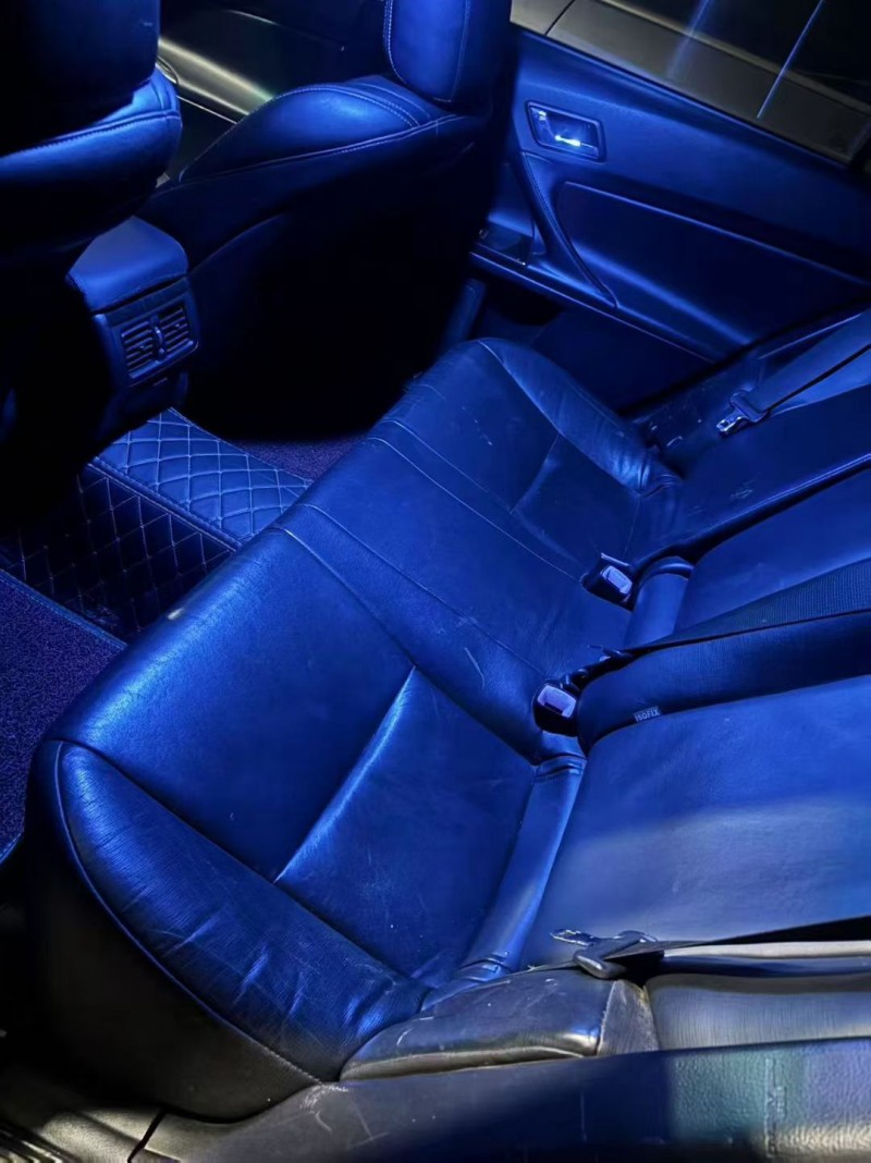 东莞12年丰田锐志2