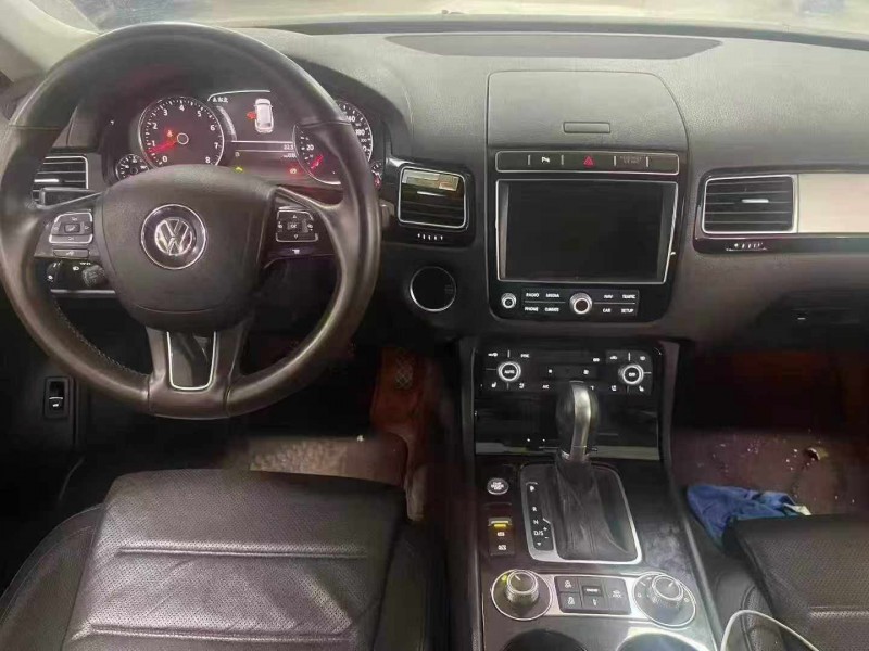 安顺18年大众途锐4