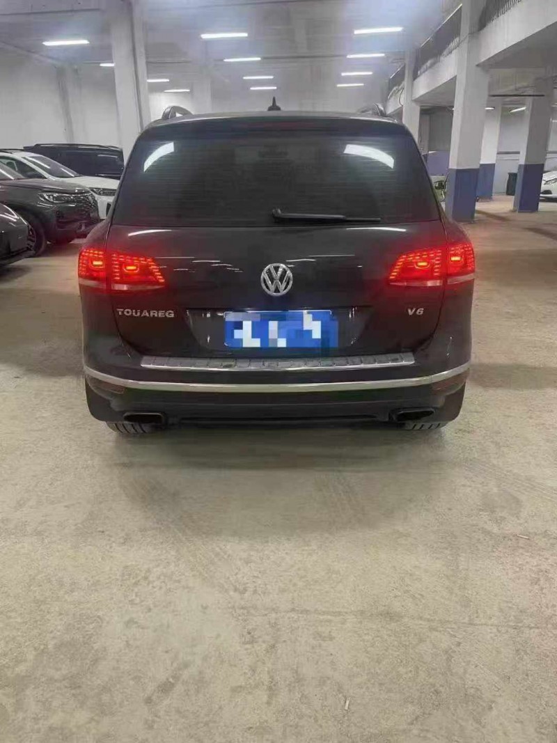 安顺18年大众途锐9