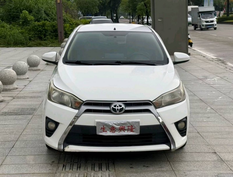 陽江14年豐田YARiS L 致炫1