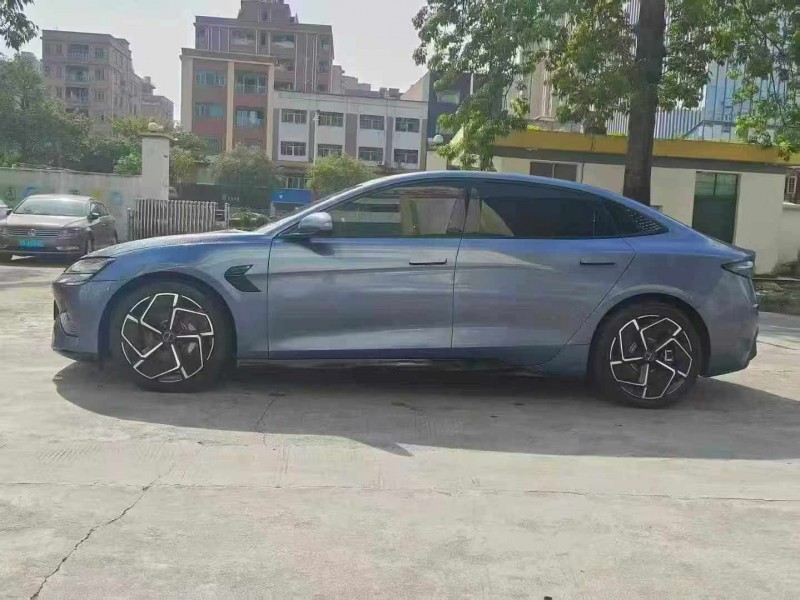 佛山23年比亚迪海豹8