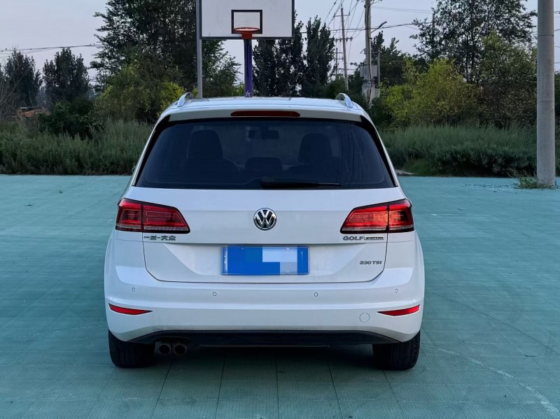 青岛18年大众高尔夫6