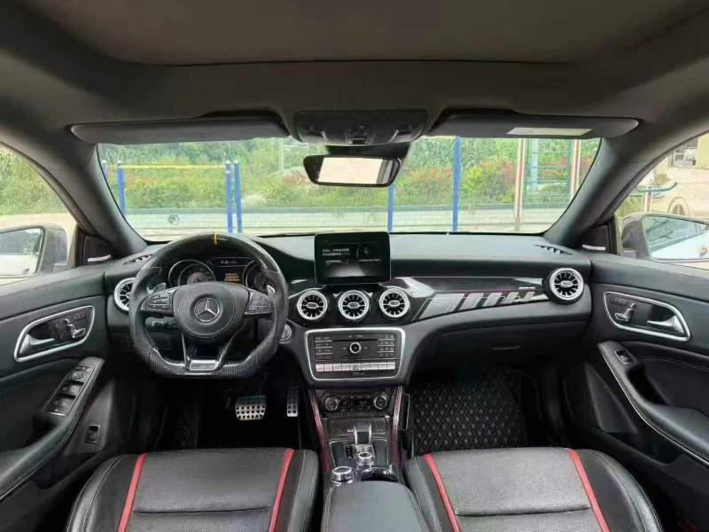 毕节17年奔驰CLA5