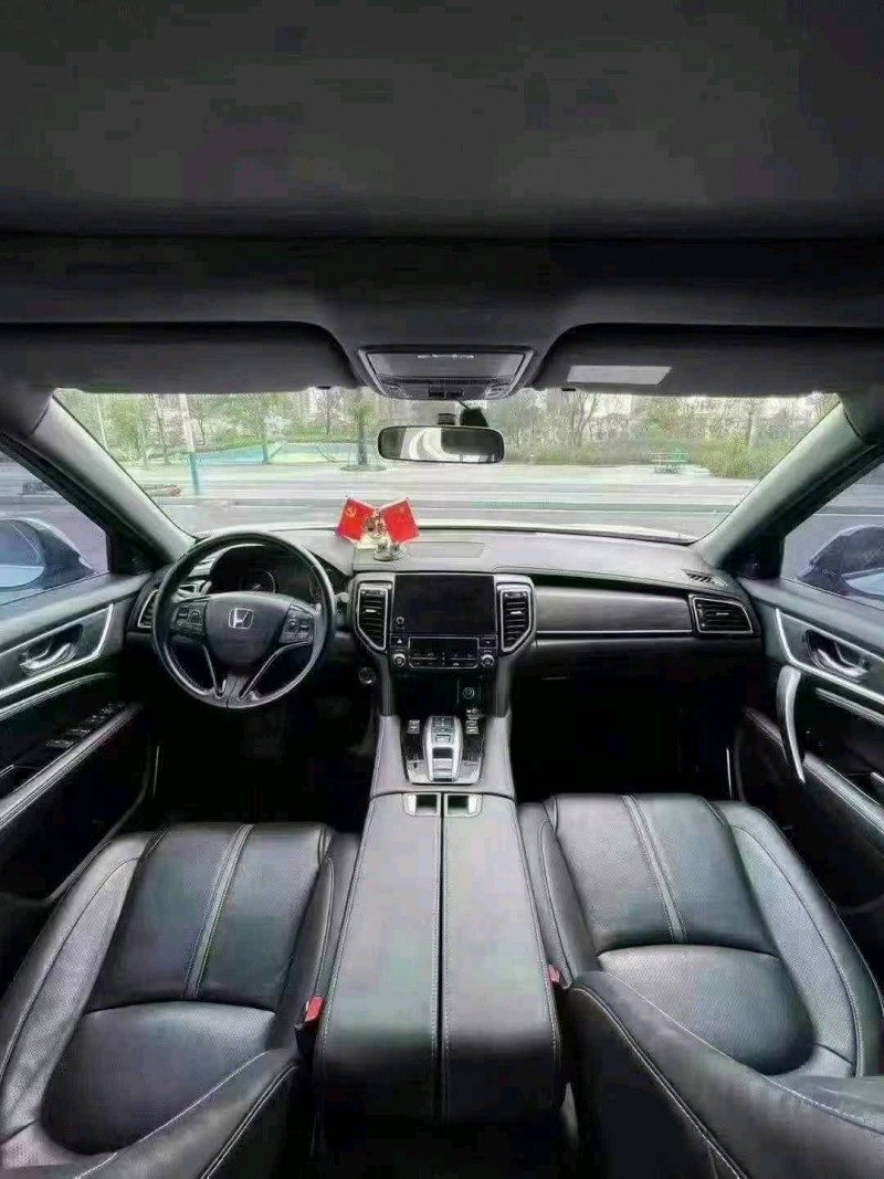 东莞22年本田URV4