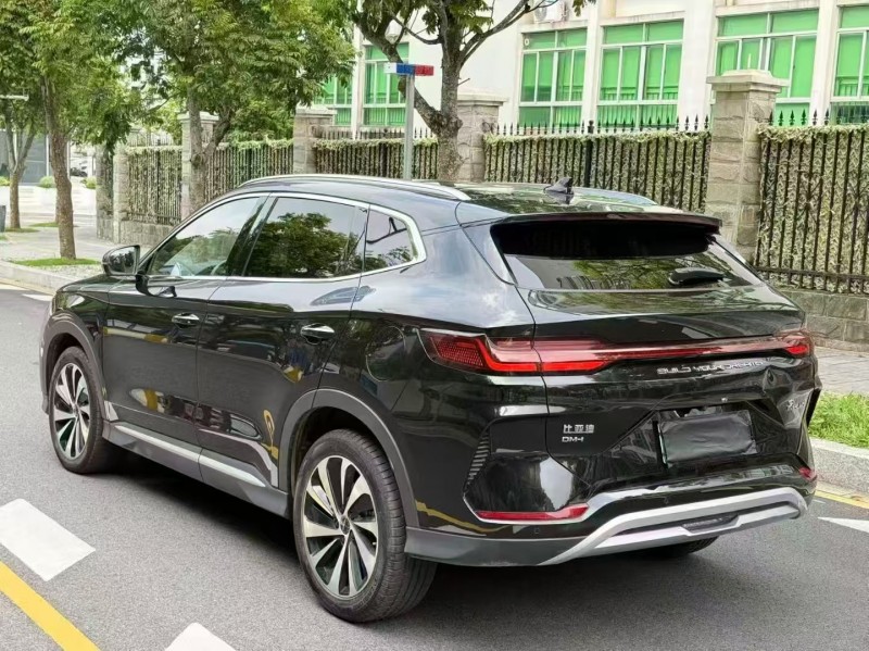 深圳24年比亚迪宋8