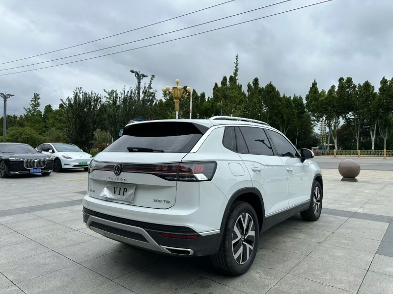 枣庄25年大众探岳8