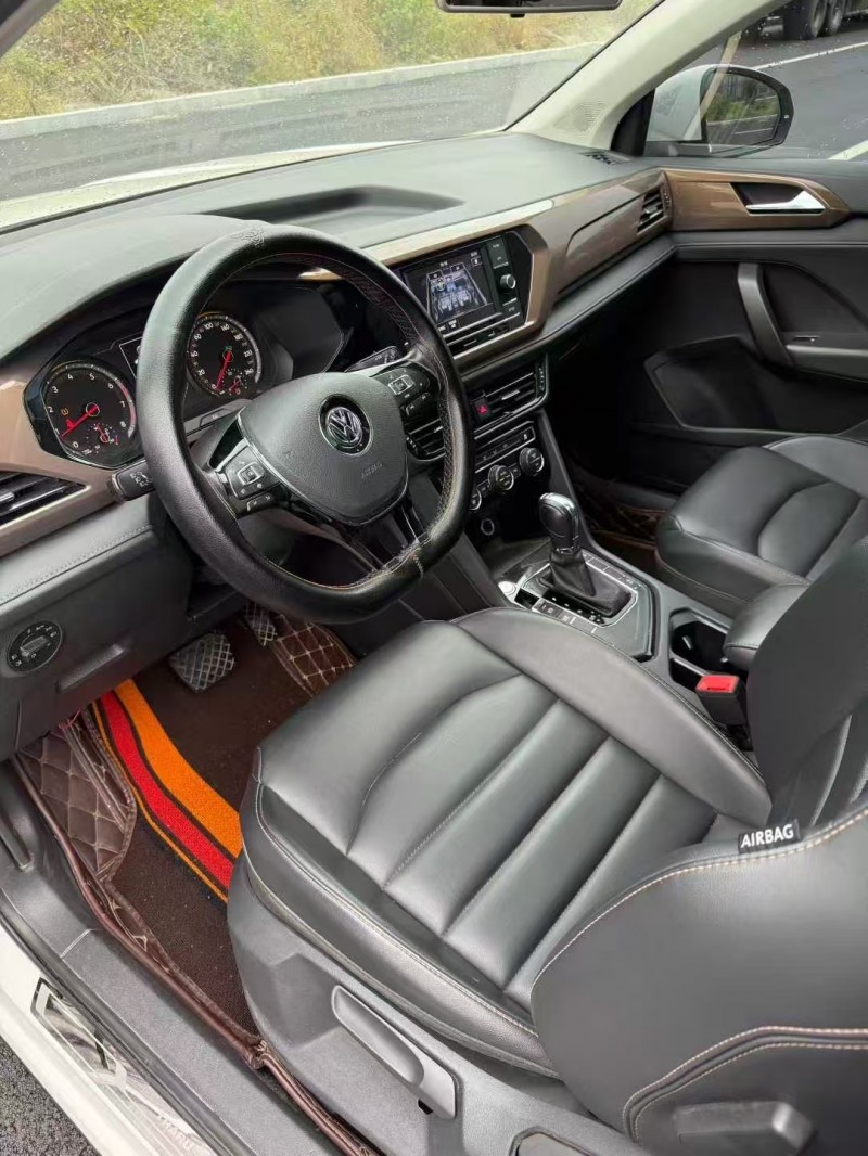 唐山20年大众探岳5