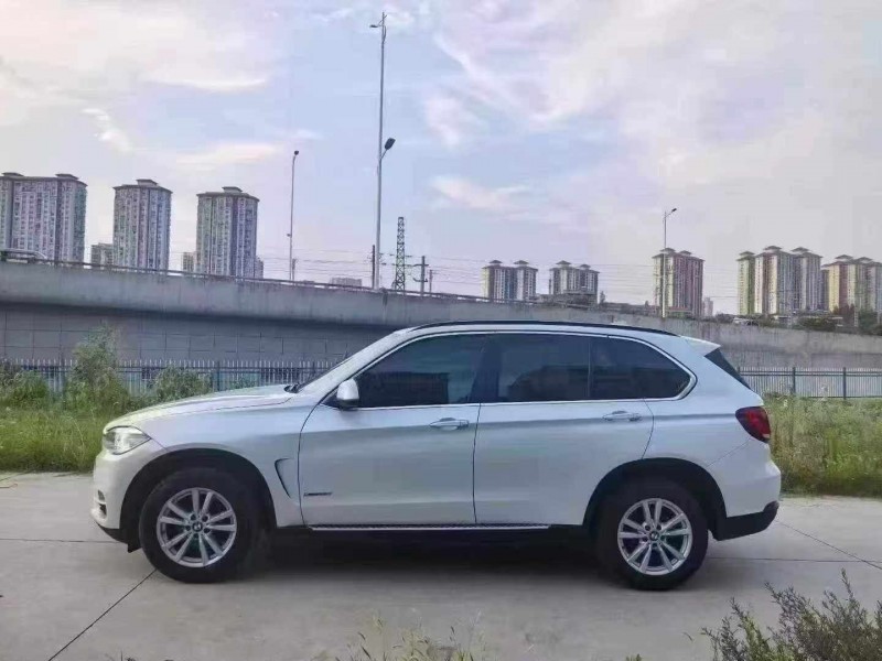 荆州16年宝马X58