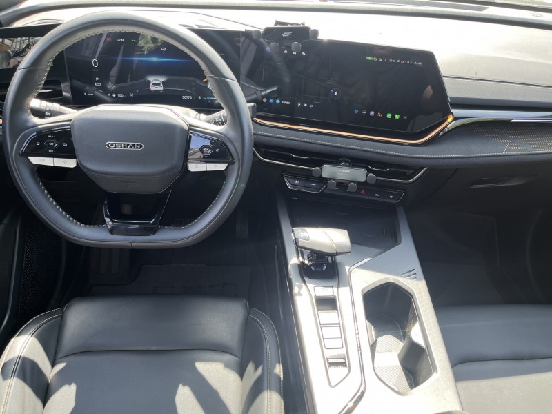 中山23年长安汽车欧尚7