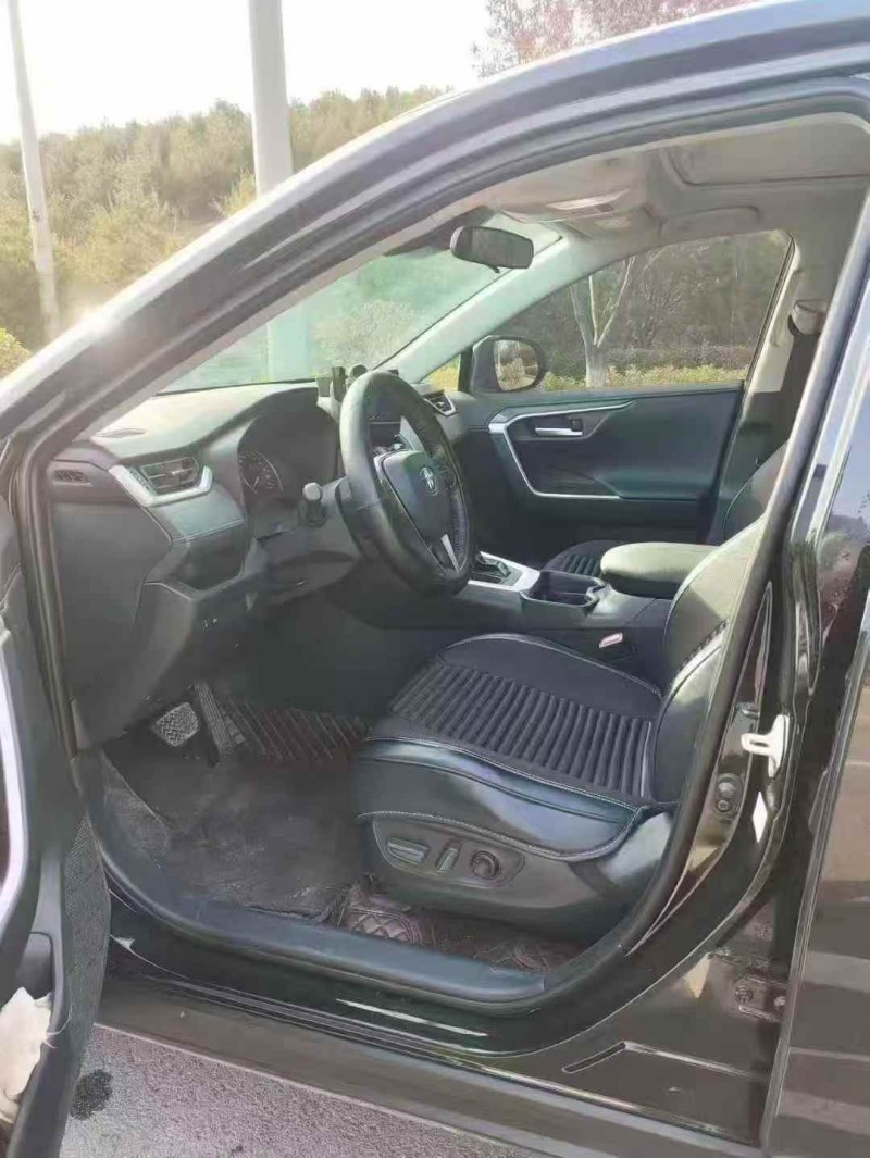 长沙24年丰田威兰达4