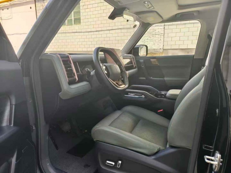 承德24年奇瑞ICAR5