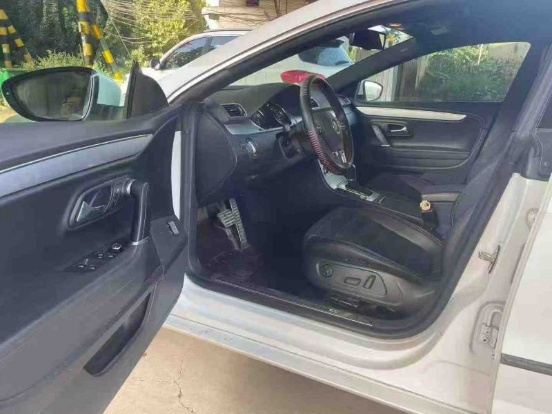 保定16年大众CC5