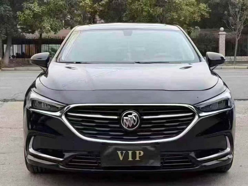 潍坊22年别克君越1