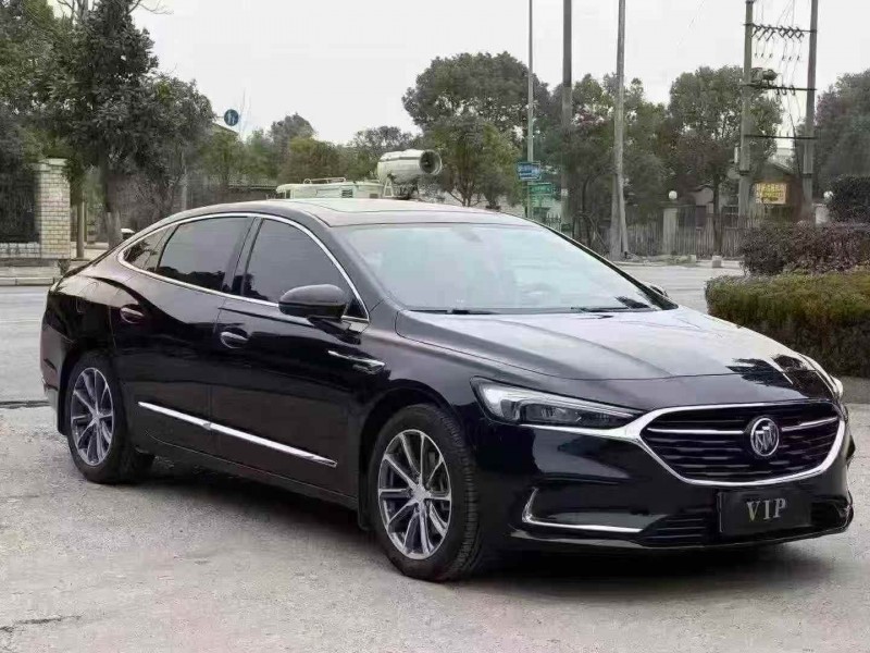 潍坊22年别克君越2