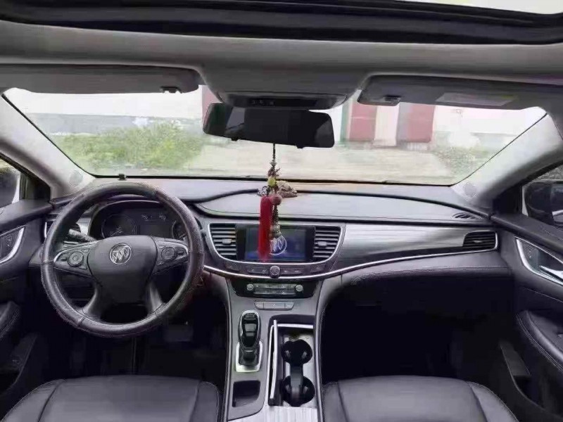 潍坊22年别克君越5