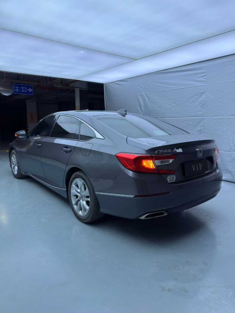 惠州21年本田雅阁7