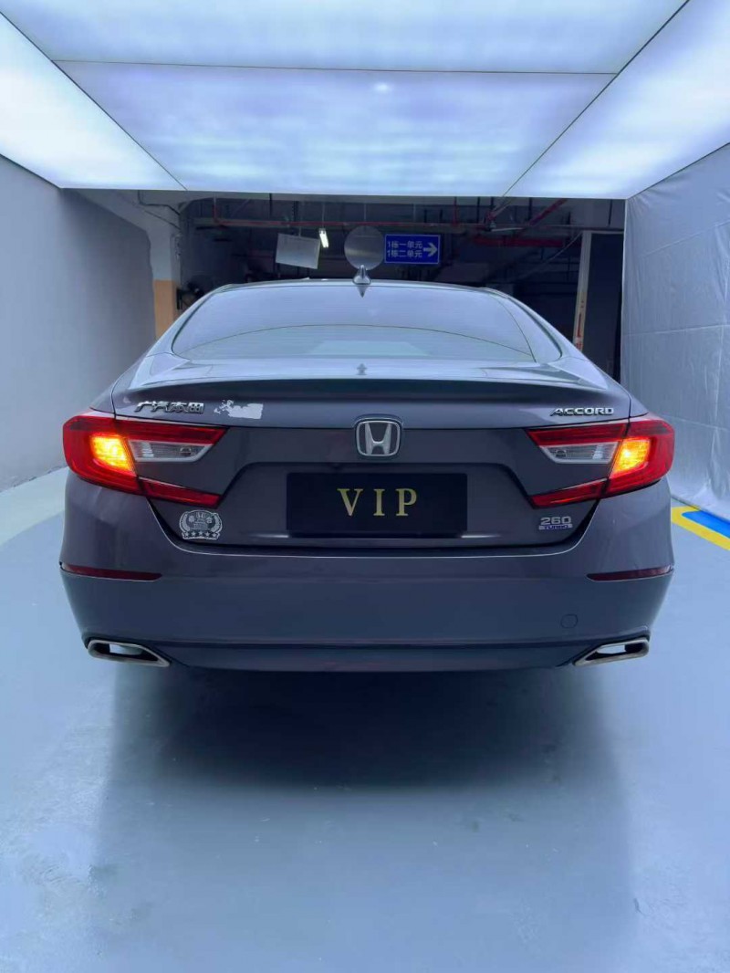 惠州21年本田雅阁8