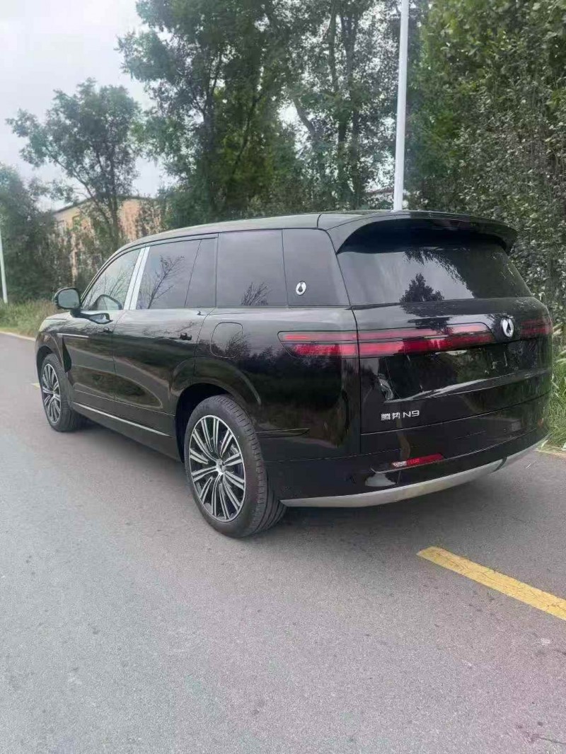 唐山25年腾势Z97