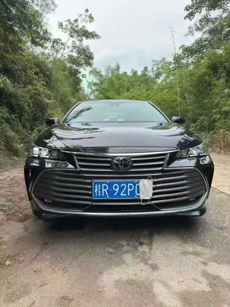 南宁20年丰田亚洲龙1