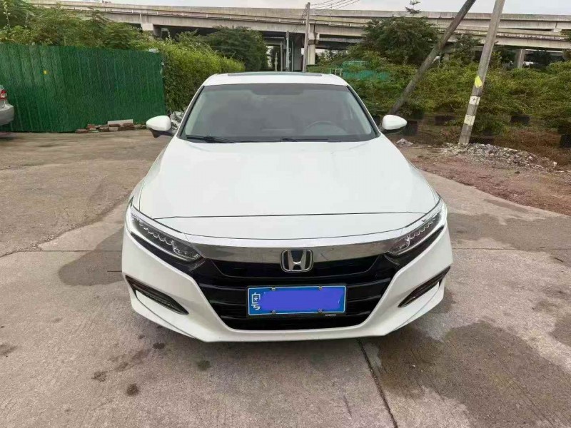 深圳19年本田雅阁1