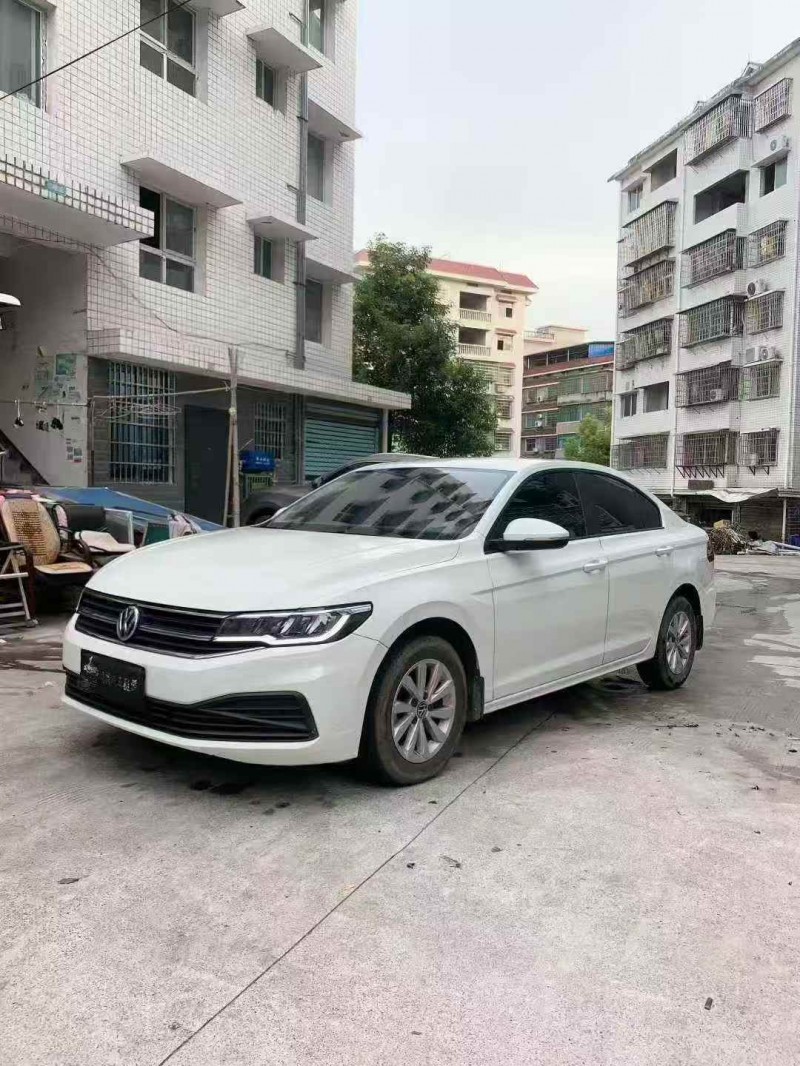 张家界21年大众宝来3