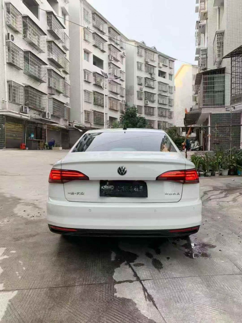 张家界21年大众宝来9