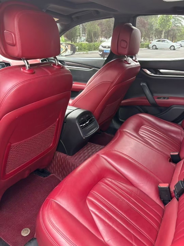 枣庄17年玛莎拉蒂Ghibli9