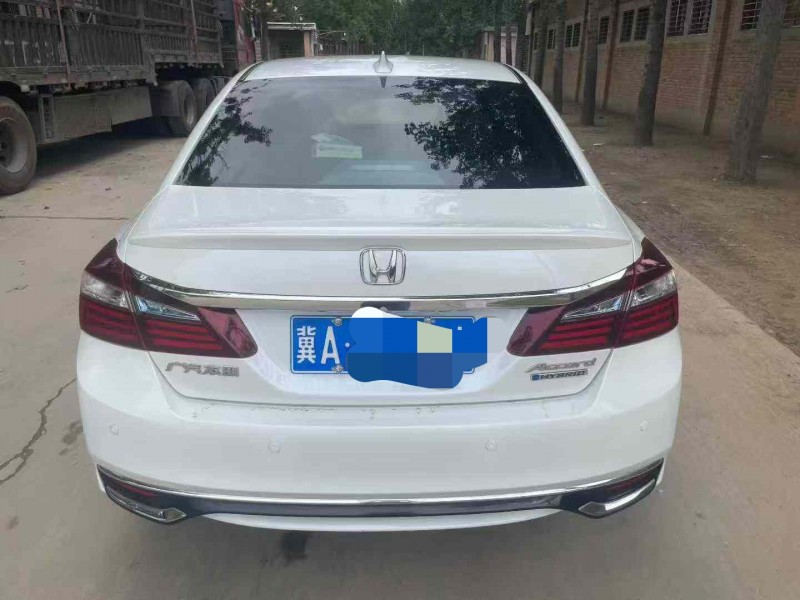 保定18年本田雅阁3