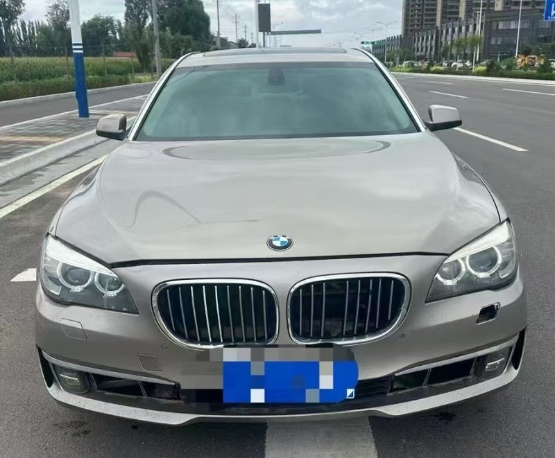 榆林13年宝马7系1