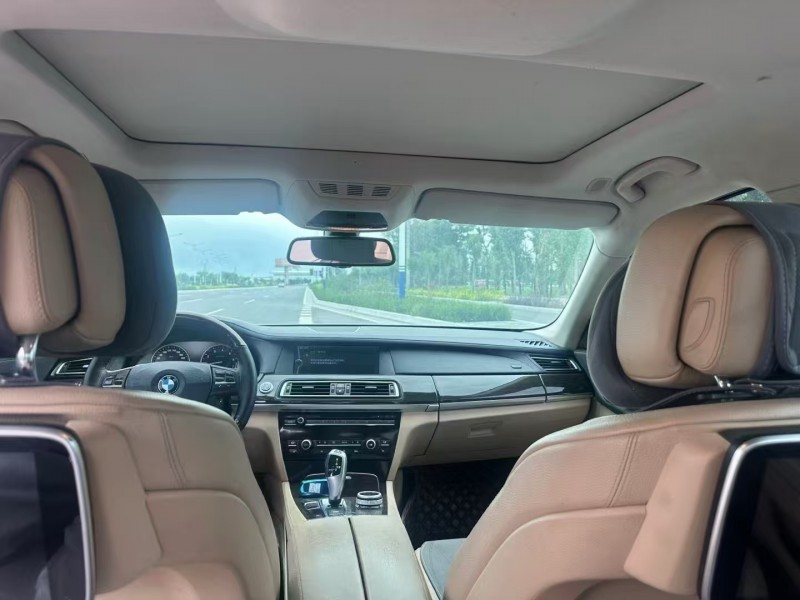 榆林13年宝马7系3