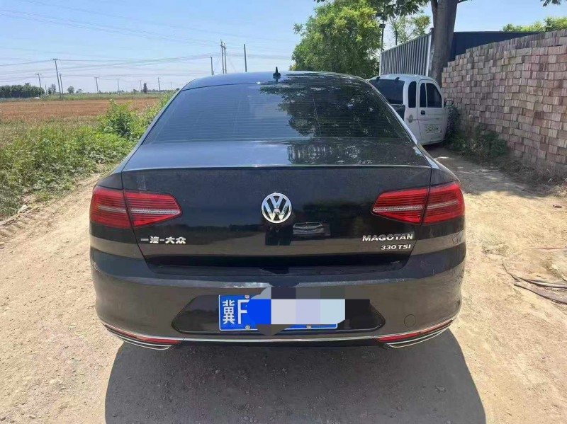 保定19年大众迈腾3