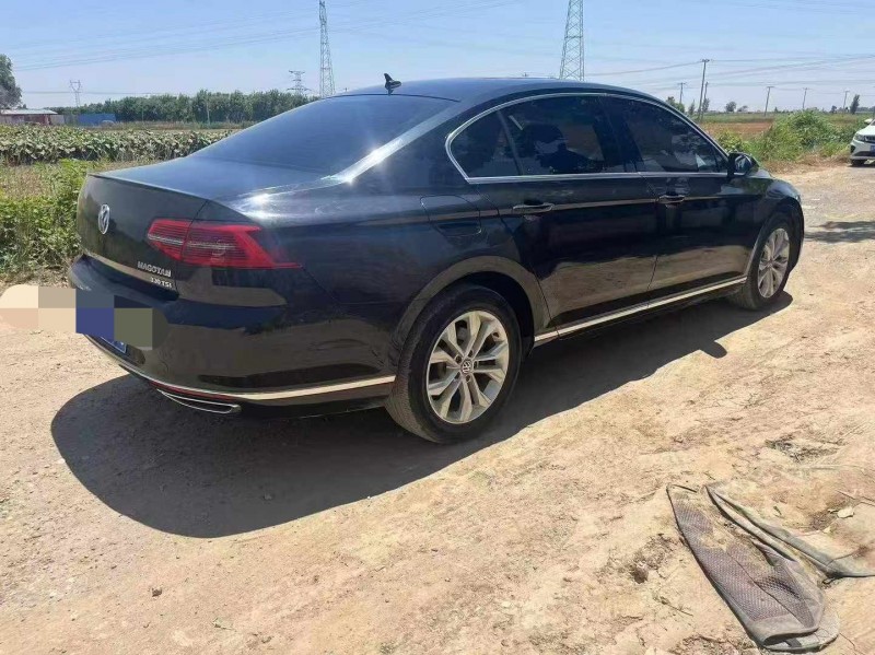 保定19年大众迈腾4