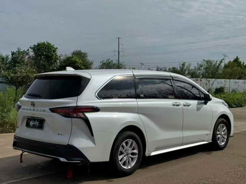 潍坊24年丰田格瑞维亚8