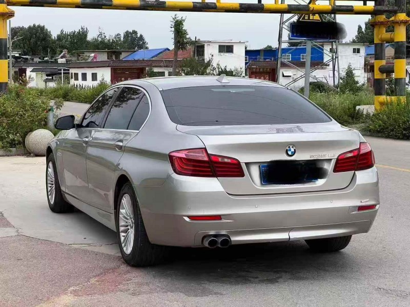 潍坊16年宝马5系8