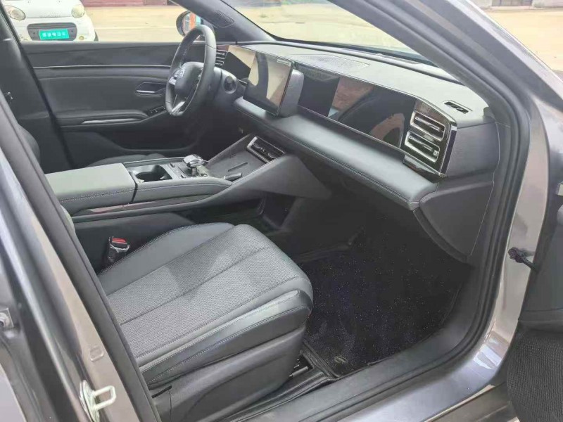 济宁24年比亚迪秦4