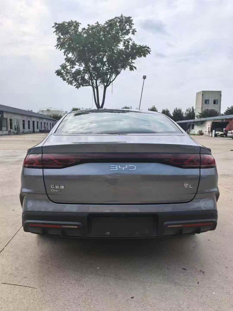 济宁24年比亚迪秦9