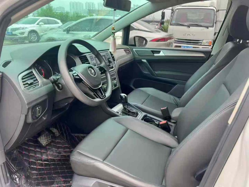 郑州18年大众高尔夫·嘉旅7