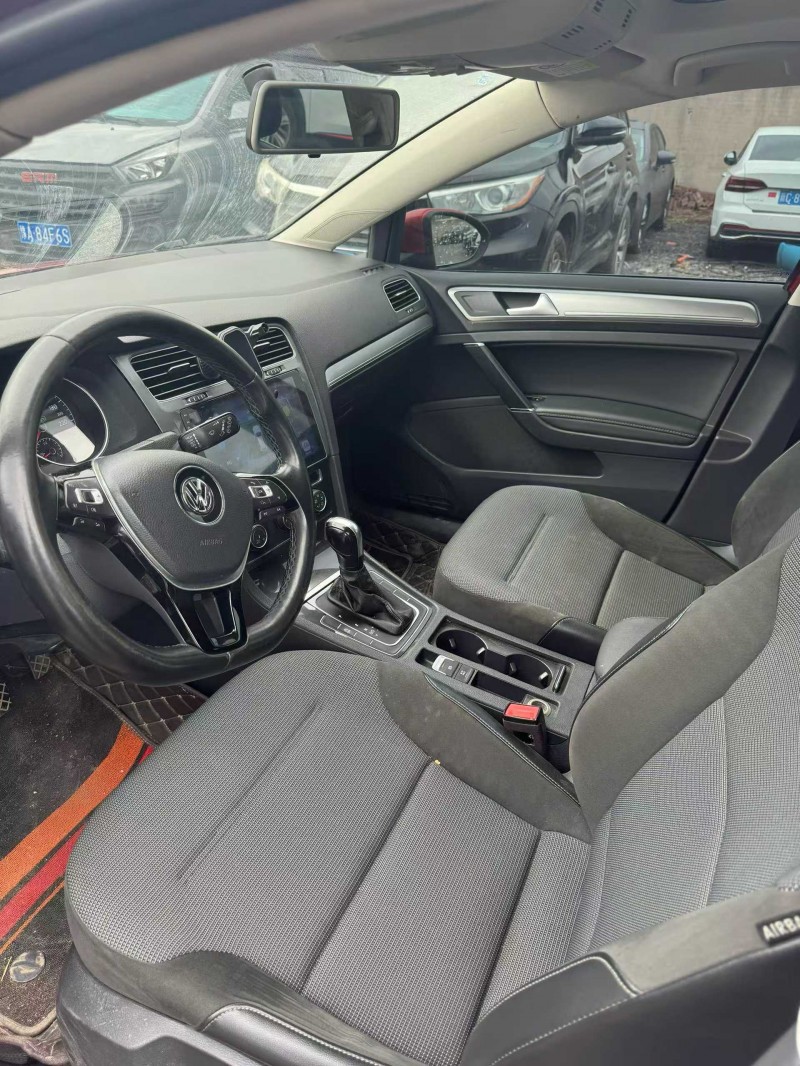 鹤壁18年大众高尔夫8