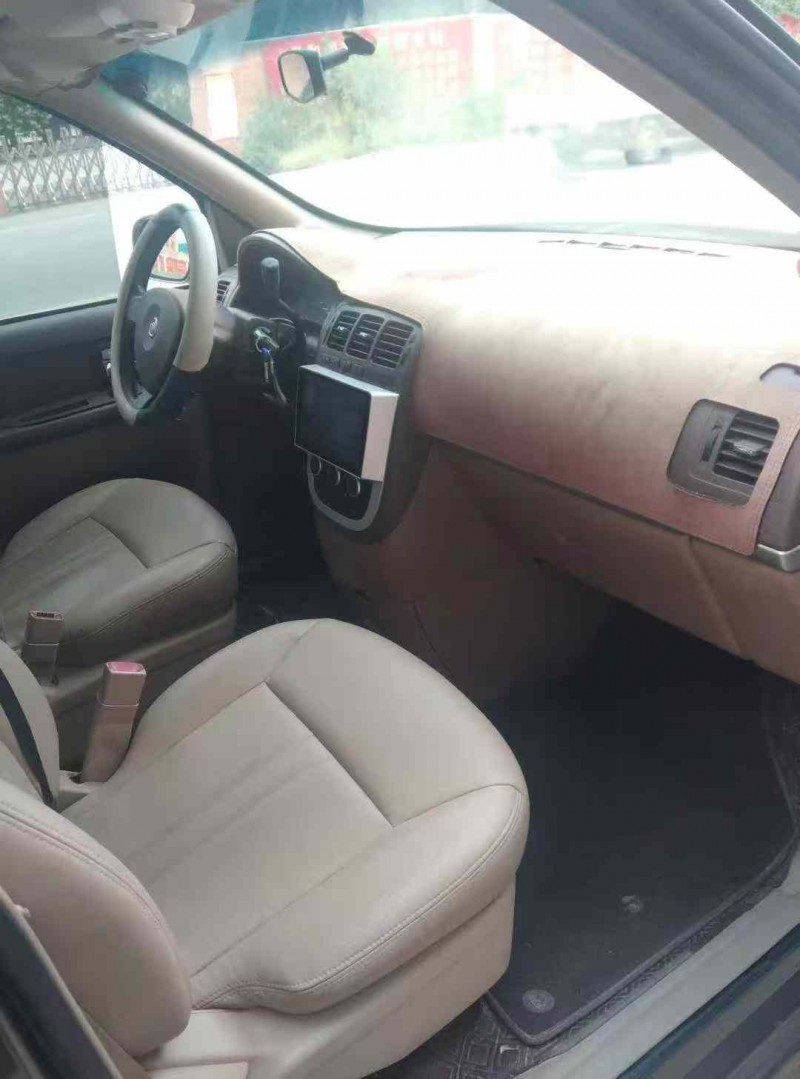 保定16年别克GL88