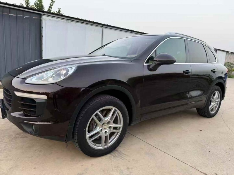 潍坊16年保时捷卡宴2