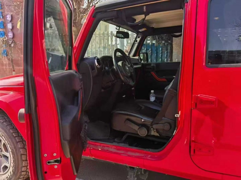 晋中15年Jeep牧马人6