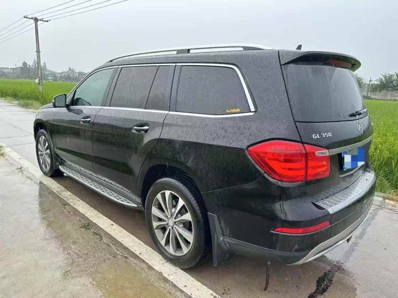 宁波13年奔驰GL8